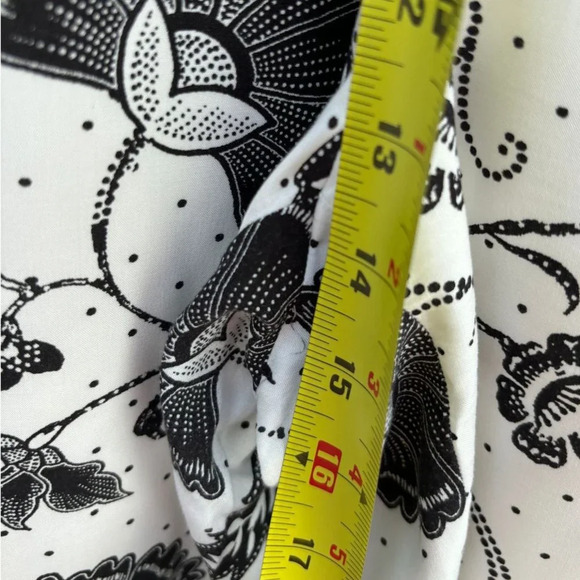 ETT TWA by Anthropologie Womens Cropped Wide Leg Pants Black White Size Large - Picture 6 of 15